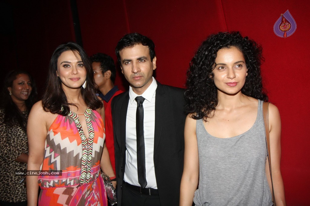 Bolly Celebs at Ishkq in Paris Premiere - 6 / 75 photos