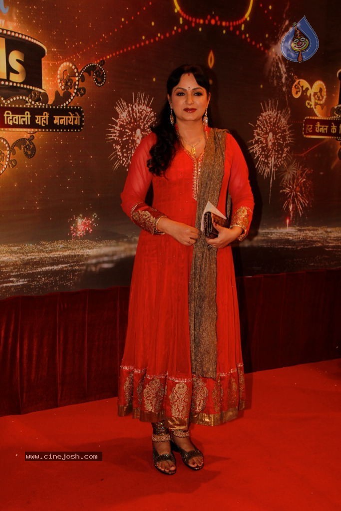 Bolly Celebs at ITA Awards - 73 / 99 photos