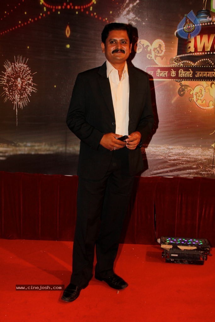 Bolly Celebs at ITA Awards - 98 / 99 photos