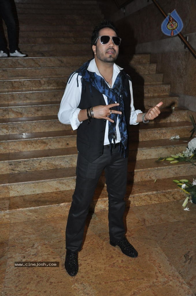 Bolly Celebs at Marathi News Channel Launch - 69 / 72 photos