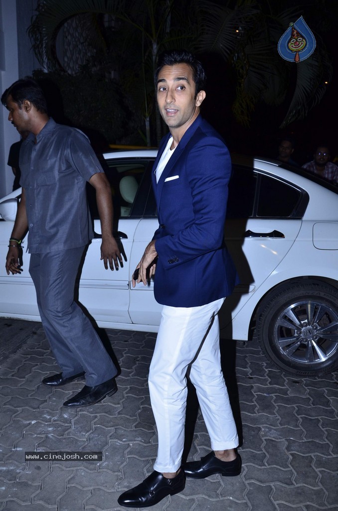 Bolly Celebs at Karan Johar 42nd Bday Party - 2 / 71 photos