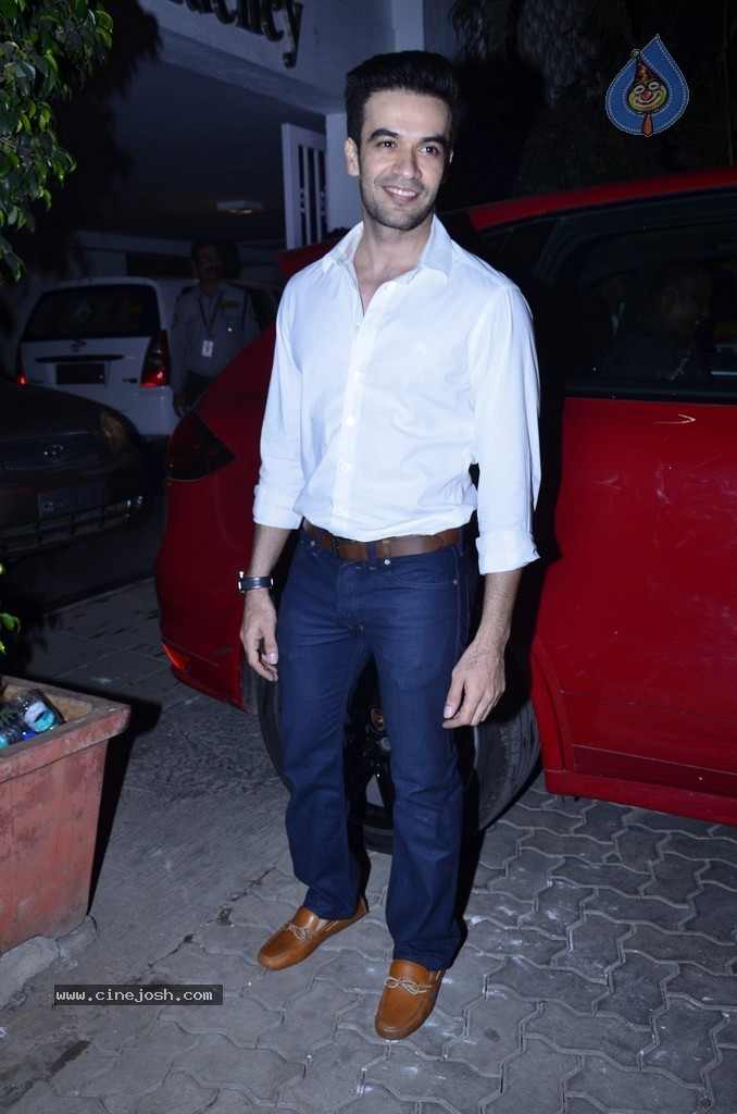 Bolly Celebs at Karan Johar 42nd Bday Party - 10 / 71 photos