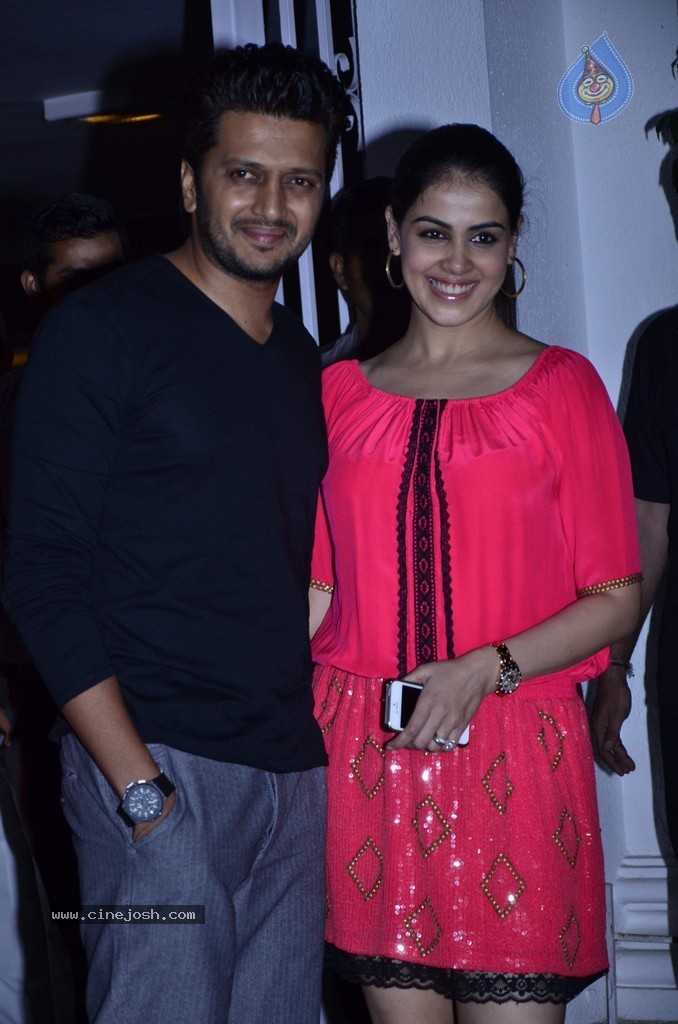 Bolly Celebs at Karan Johar 42nd Bday Party - 22 / 71 photos