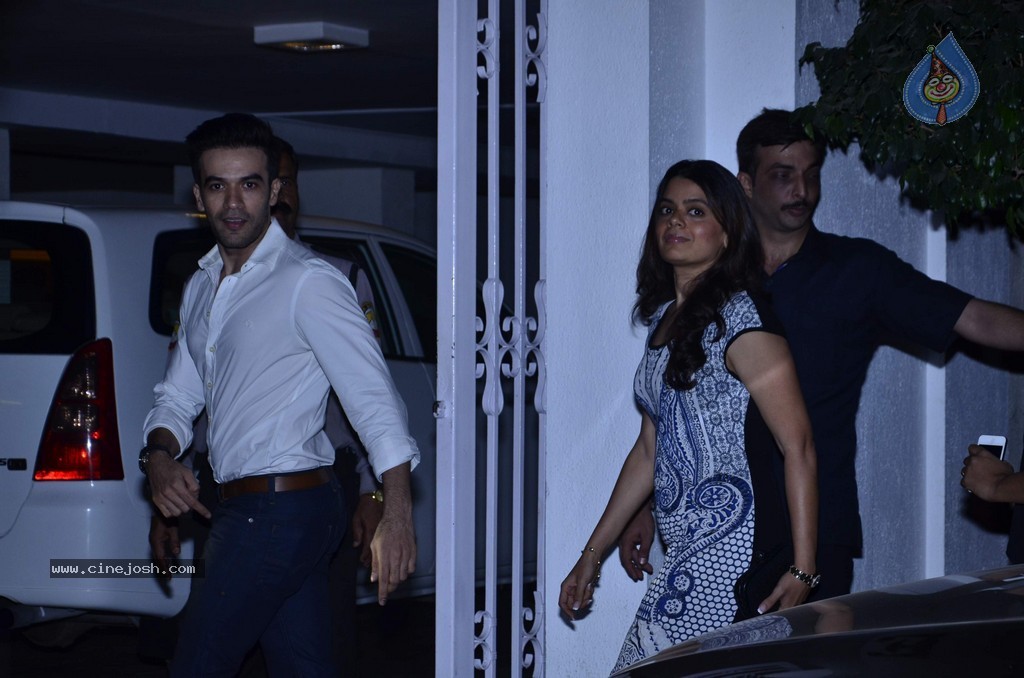 Bolly Celebs at Karan Johar 42nd Bday Party - 25 / 71 photos