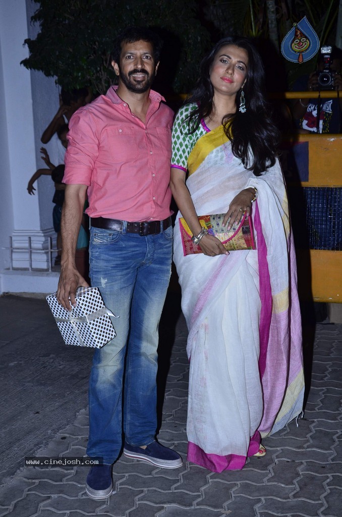 Bolly Celebs at Karan Johar 42nd Bday Party - 70 / 71 photos