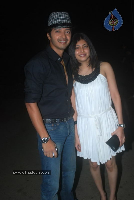 Bolly Celebs at Kashmakash Movie Special Show - 12 / 48 photos