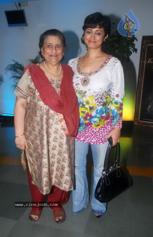 Bolly Celebs at Kashmakash Movie Special Show - 29 / 48 photos