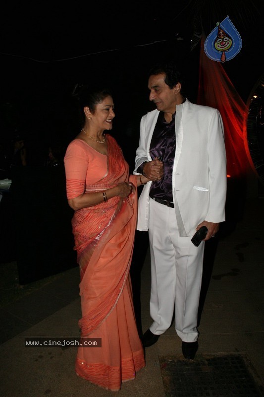 Bolly Celebs at Kelvinator GR8 Women Awards 2010 - 57 / 67 photos