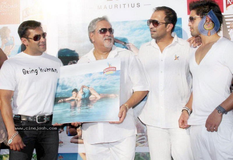Bolly Celebs at Kingfisher Calendar 2011 Launch - 44 / 57 photos