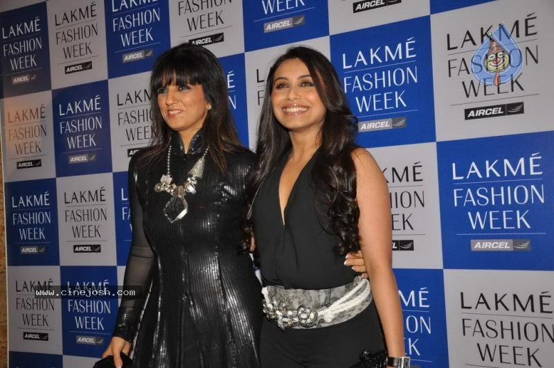 Bolly Celebs at Lakme Fashion Week Day 5 Photos - 111 / 113 photos