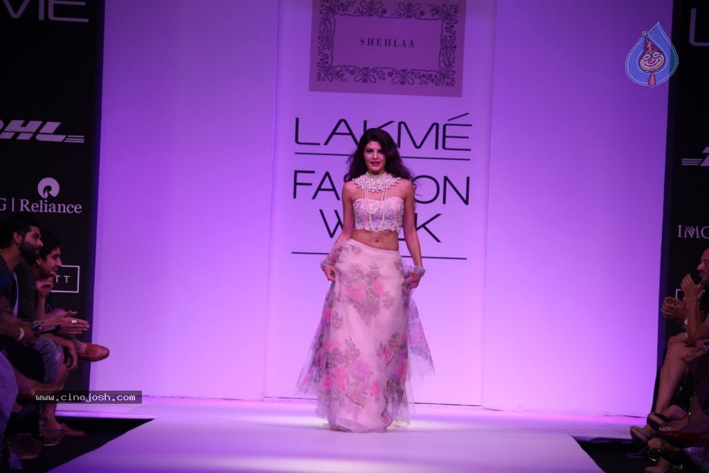 Bolly Celebs at LFW 2013 Winter Festive - 02 - 72 / 100 photos