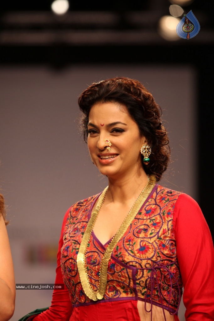 Bolly Celebs at LFW Winter Festive 2013 Day 4 - 91 / 109 photos