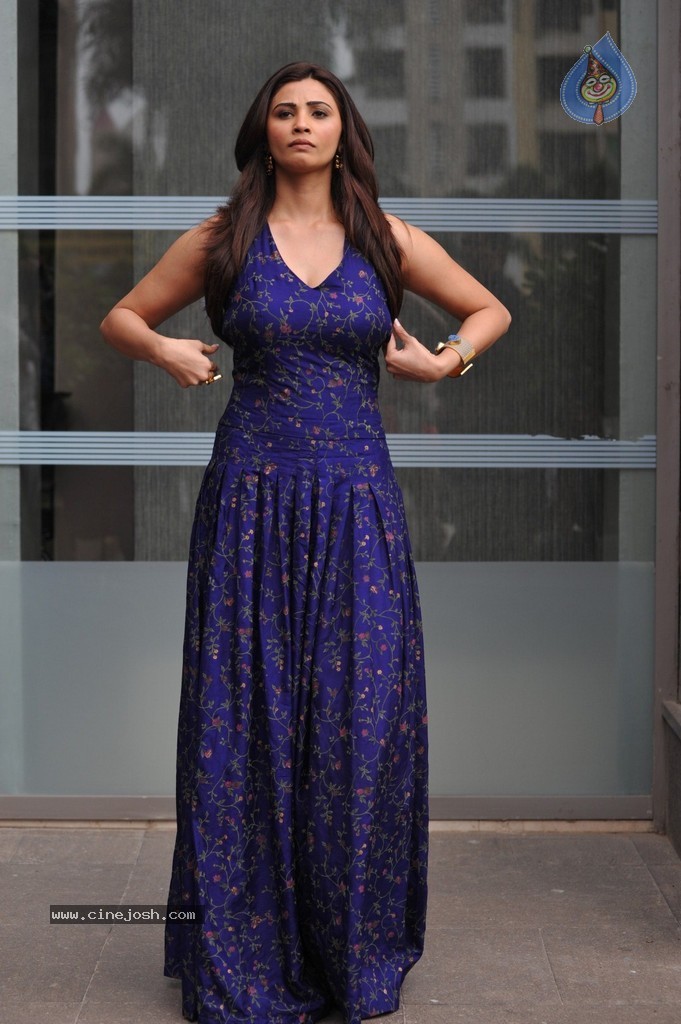 Bolly Celebs at LFW Winter Festive 2014 - 40 / 81 photos