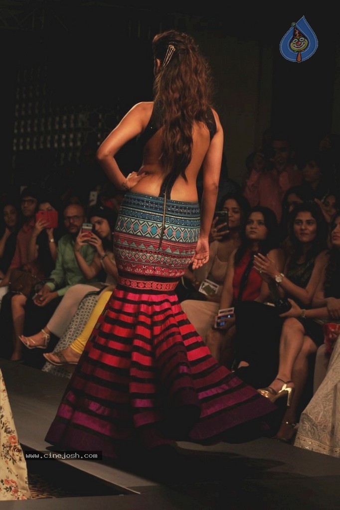 Bolly Celebs at LFW Winter Festive 2014 Grand Finale - 2 / 67 photos