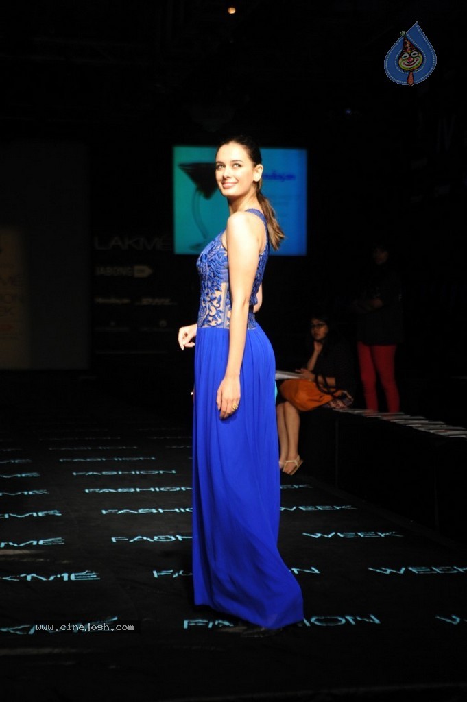 Bolly Celebs at LFW Winter Festive 2014 Grand Finale - 42 / 67 photos