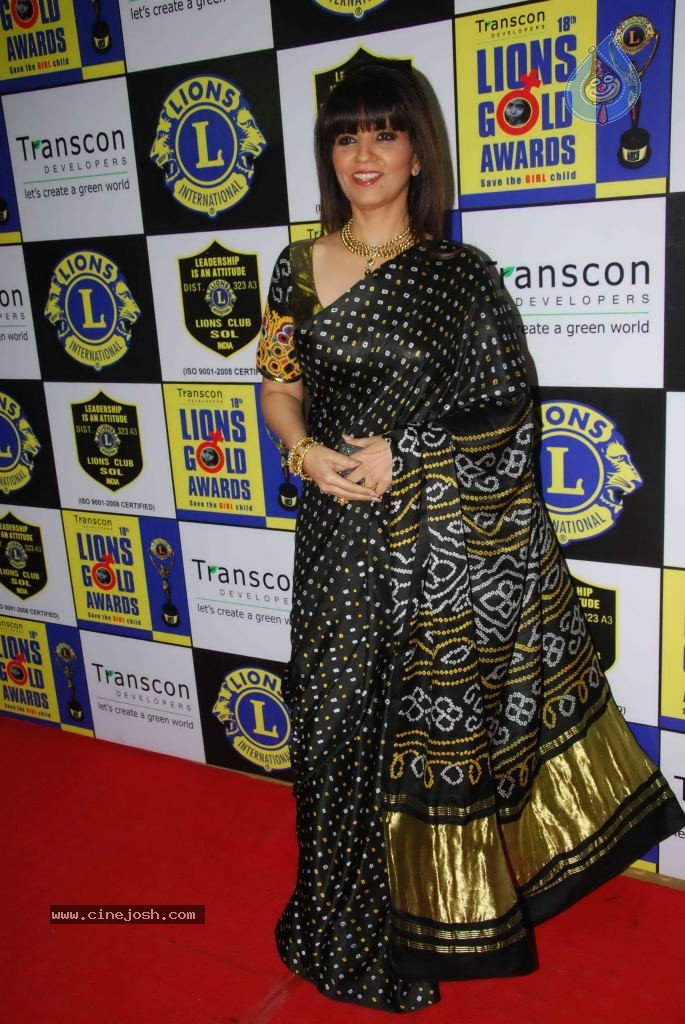 Bolly Celebs at Lions Gold Awards Event - 38 / 79 photos