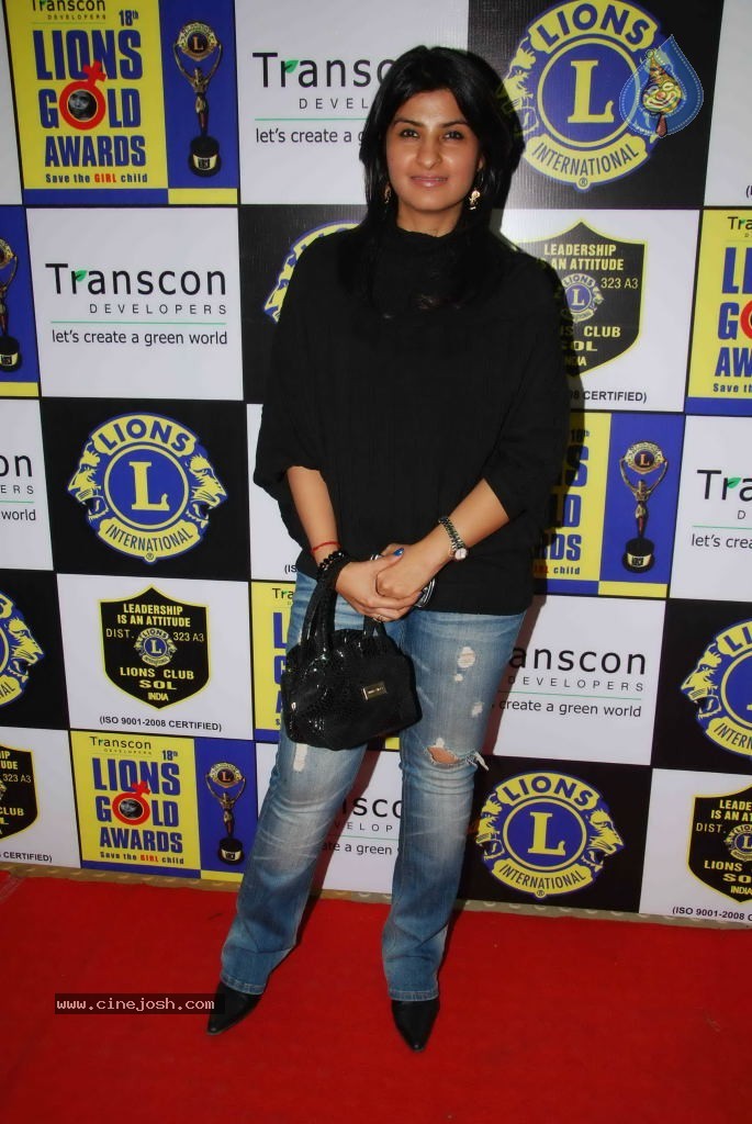 Bolly Celebs at Lions Gold Awards Event - 54 / 79 photos