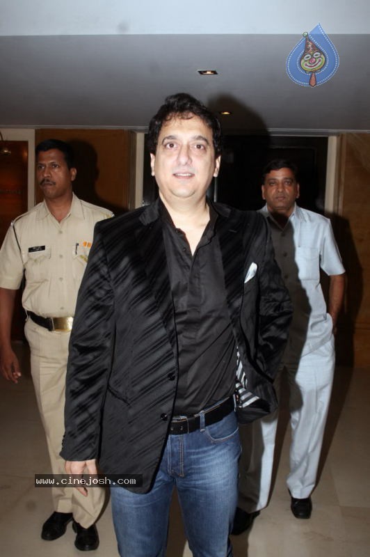 Bolly Celebs at Lyricist Sameer Daughter Wedding Reception - 16 / 24 photos