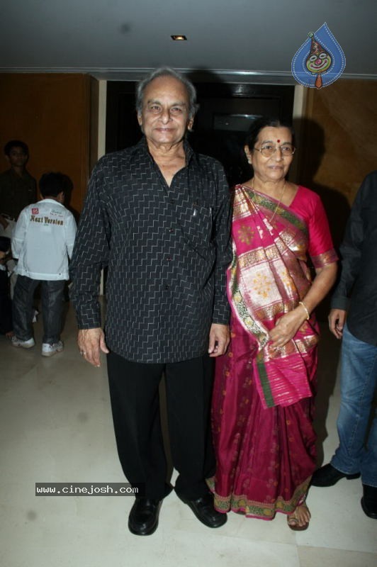 Bolly Celebs at Lyricist Sameer Daughter Wedding Reception - 18 / 24 photos