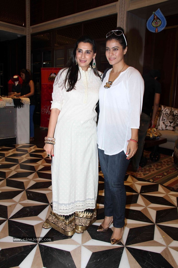Bolly Celebs at Mana Shetty Araaish Exhibition  - 14 / 30 photos
