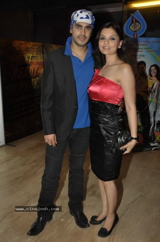 Bolly Celebs at Miley Naa Miley Hum Premiere Show - 15 / 62 photos