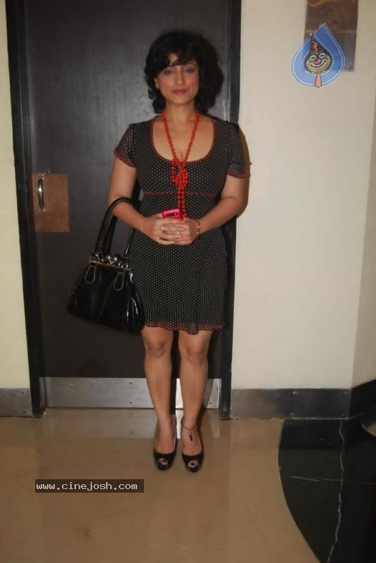 Celebs at MOD Movie Premiere - 10 / 64 photos