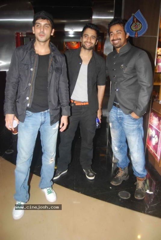 Celebs at MOD Movie Premiere - 11 / 64 photos