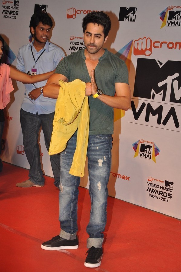 Bolly Celebs at MTV Video Music Awards  - 94 / 150 photos