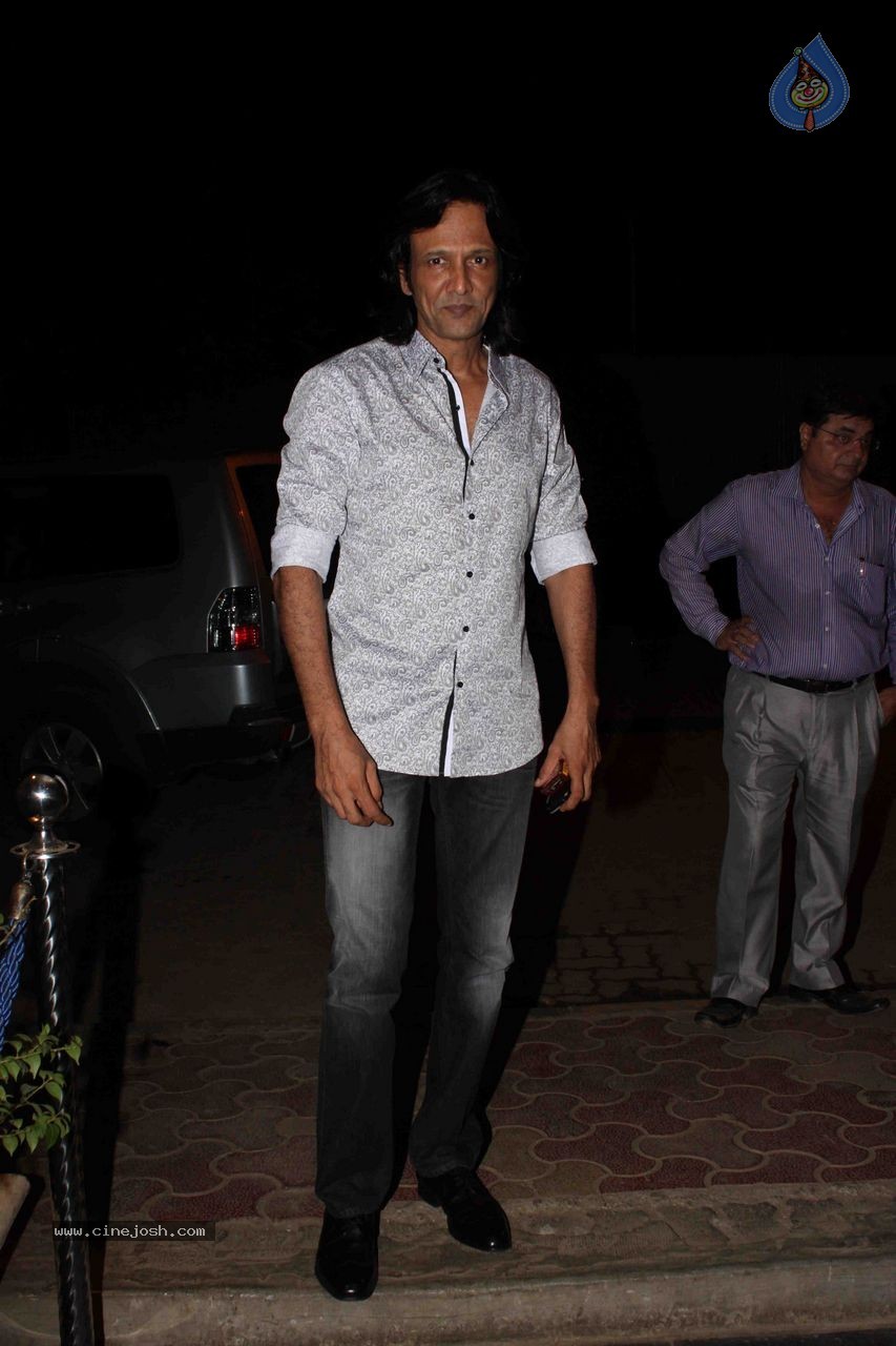 Bolly Celebs at Mukesh Chabbra Bday Party 01 - 79 / 87 photos