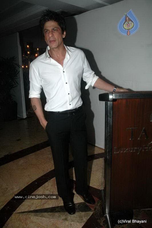 Bolly Celebs at Neelam Wedding Reception - 77 / 150 photos