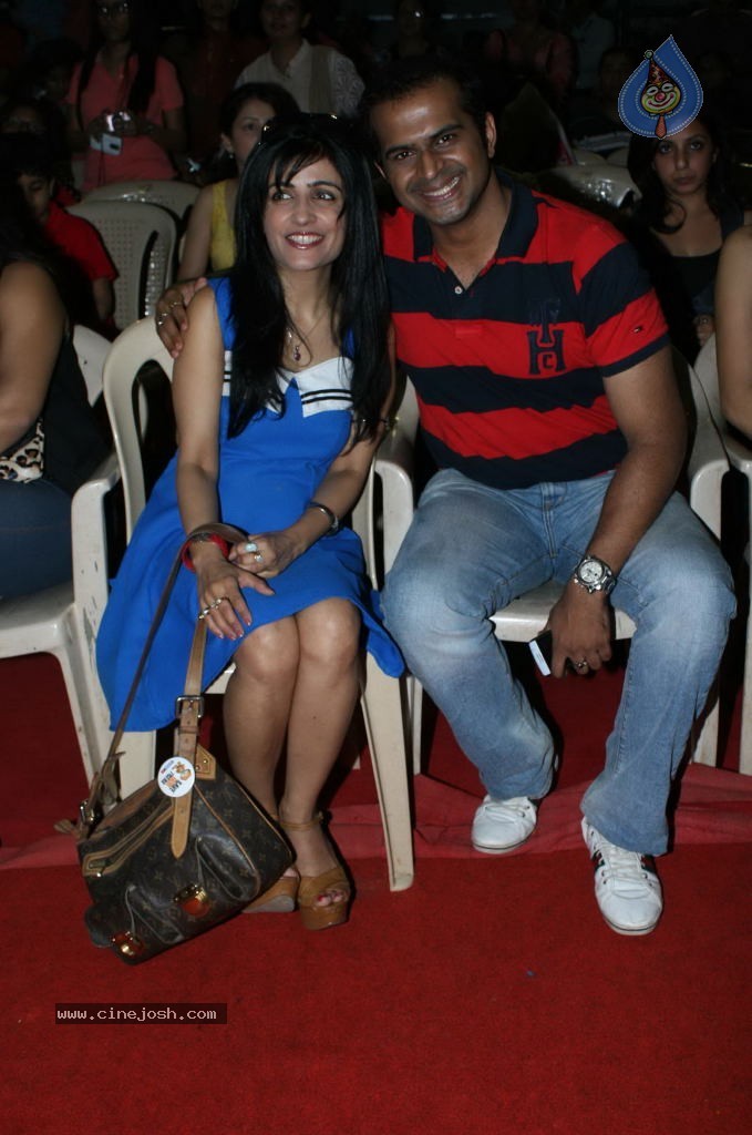 Bolly Celebs at New Tennis Court Launch - 27 / 32 photos