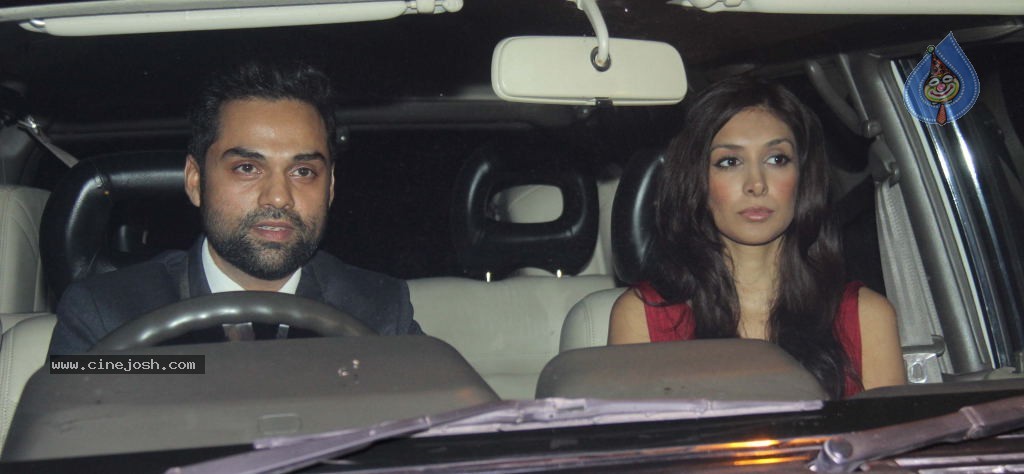 Bolly Celebs at Parmeshwar Godrej Oprah Party - 32 / 34 photos
