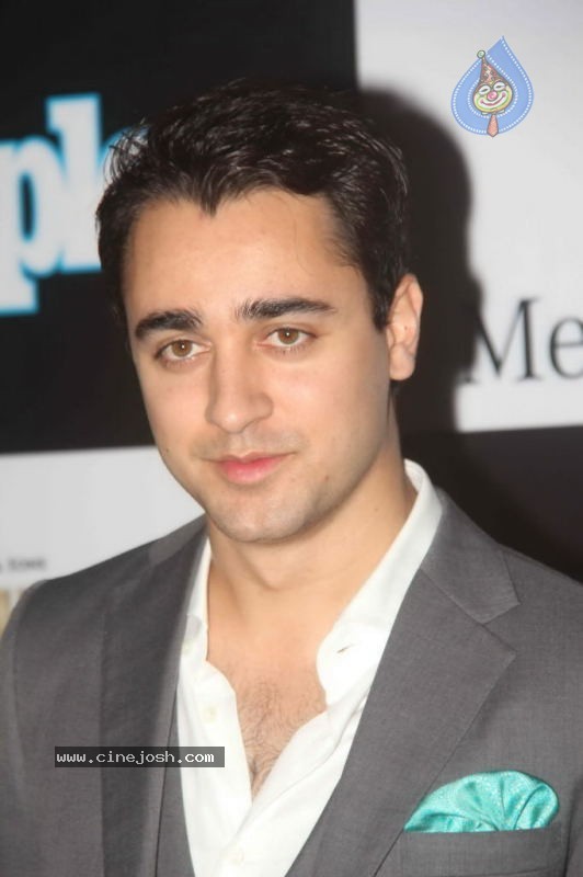 Bolly Celebs at People Magazine Best Dressed Awards 2011 - 9 / 58 photos