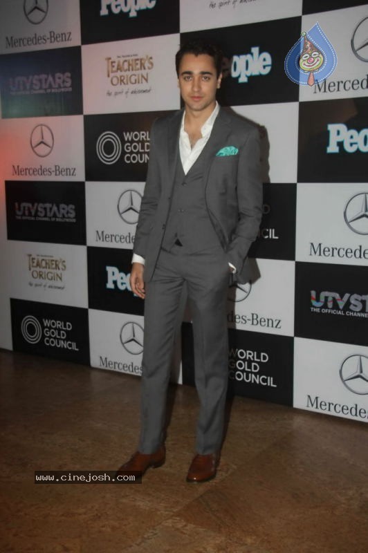 Bolly Celebs at People Magazine Best Dressed Awards 2011 - 25 / 58 photos