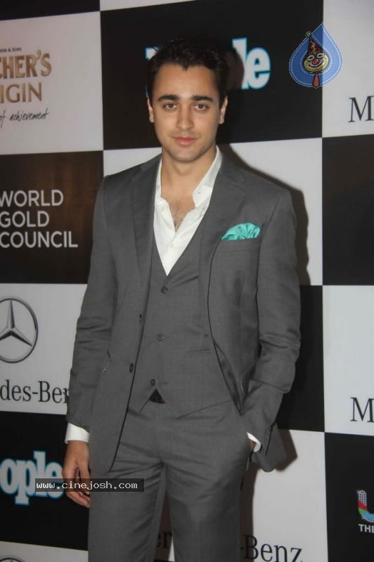 Bolly Celebs at People Magazine Best Dressed Awards 2011 - 27 / 58 photos