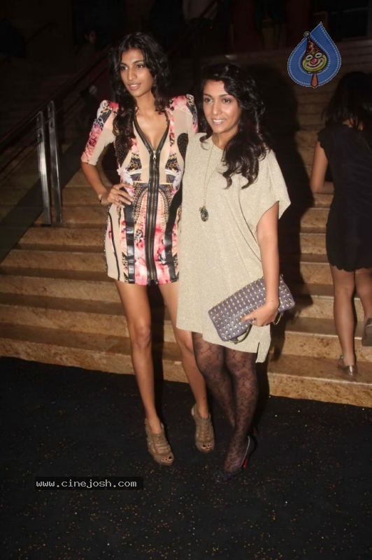 Bolly Celebs at People Magazine Best Dressed Awards 2011 - 49 / 58 photos