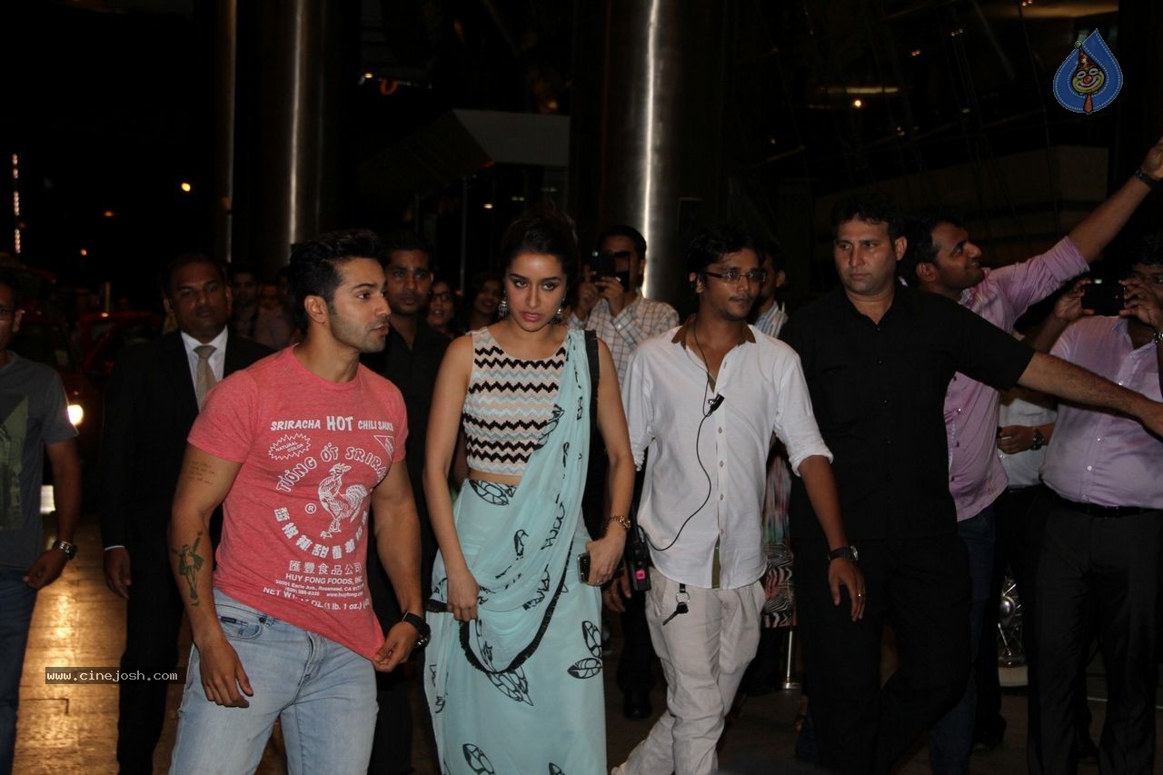 Bolly Celebs at Piku Success Party - 54 / 96 photos