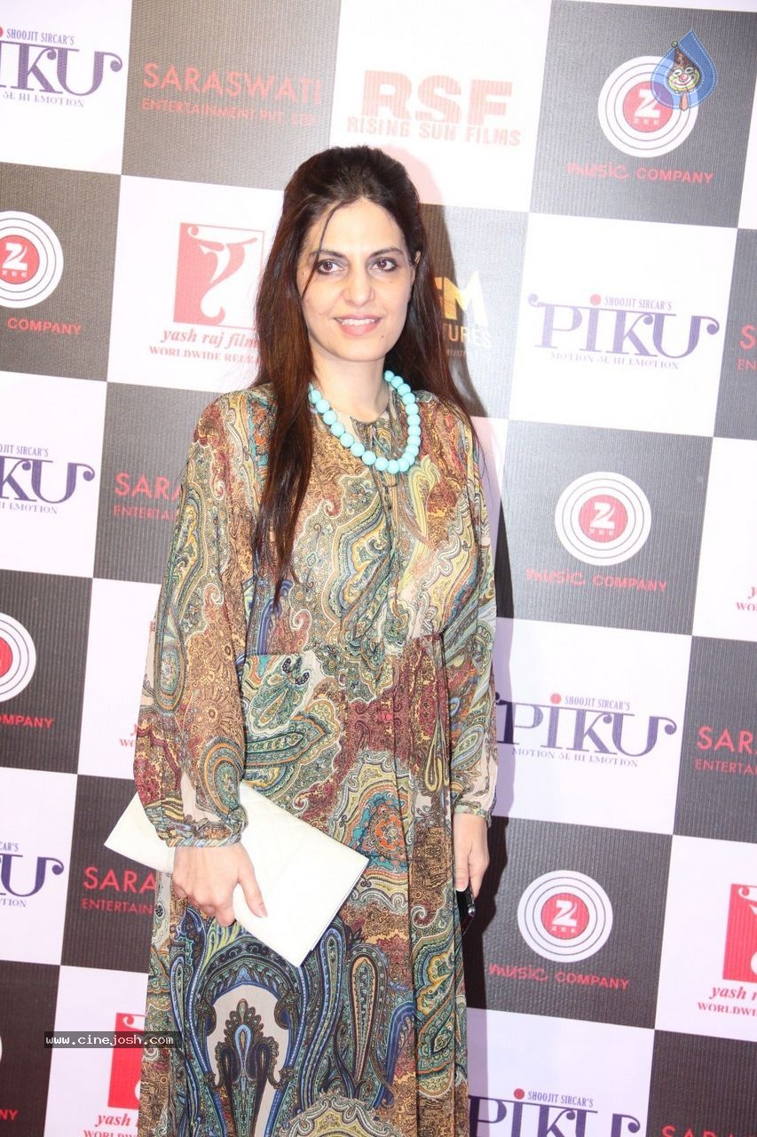 Bolly Celebs at Piku Success Party - 84 / 96 photos