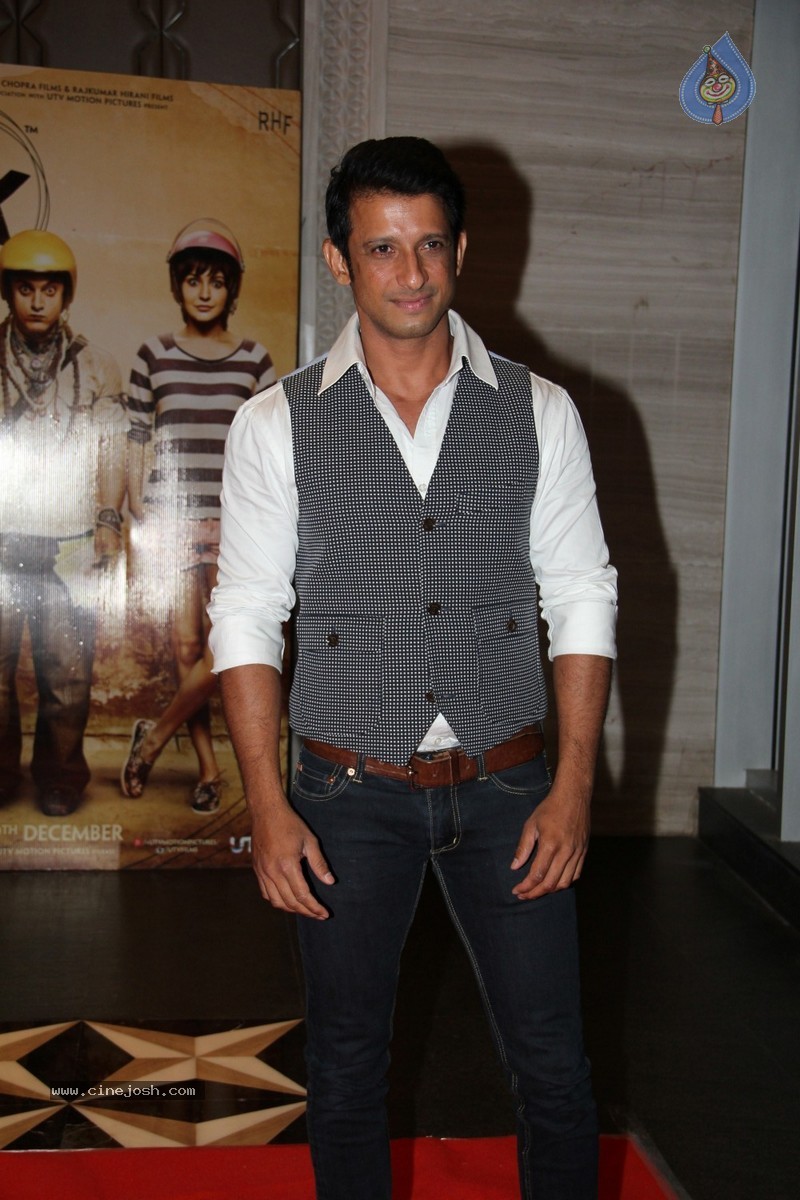 Bolly Celebs at PK Movie Grand Success Party - 15 / 96 photos