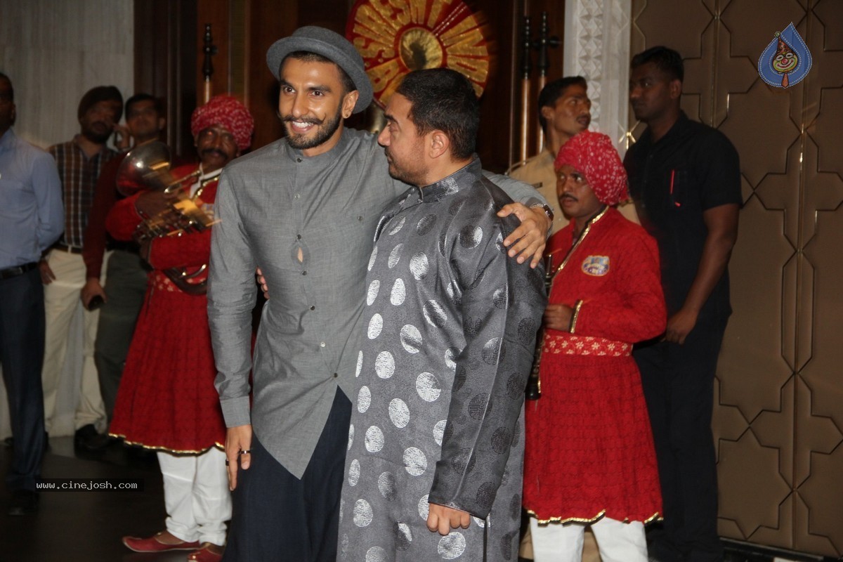 Bolly Celebs at PK Movie Grand Success Party - 18 / 96 photos