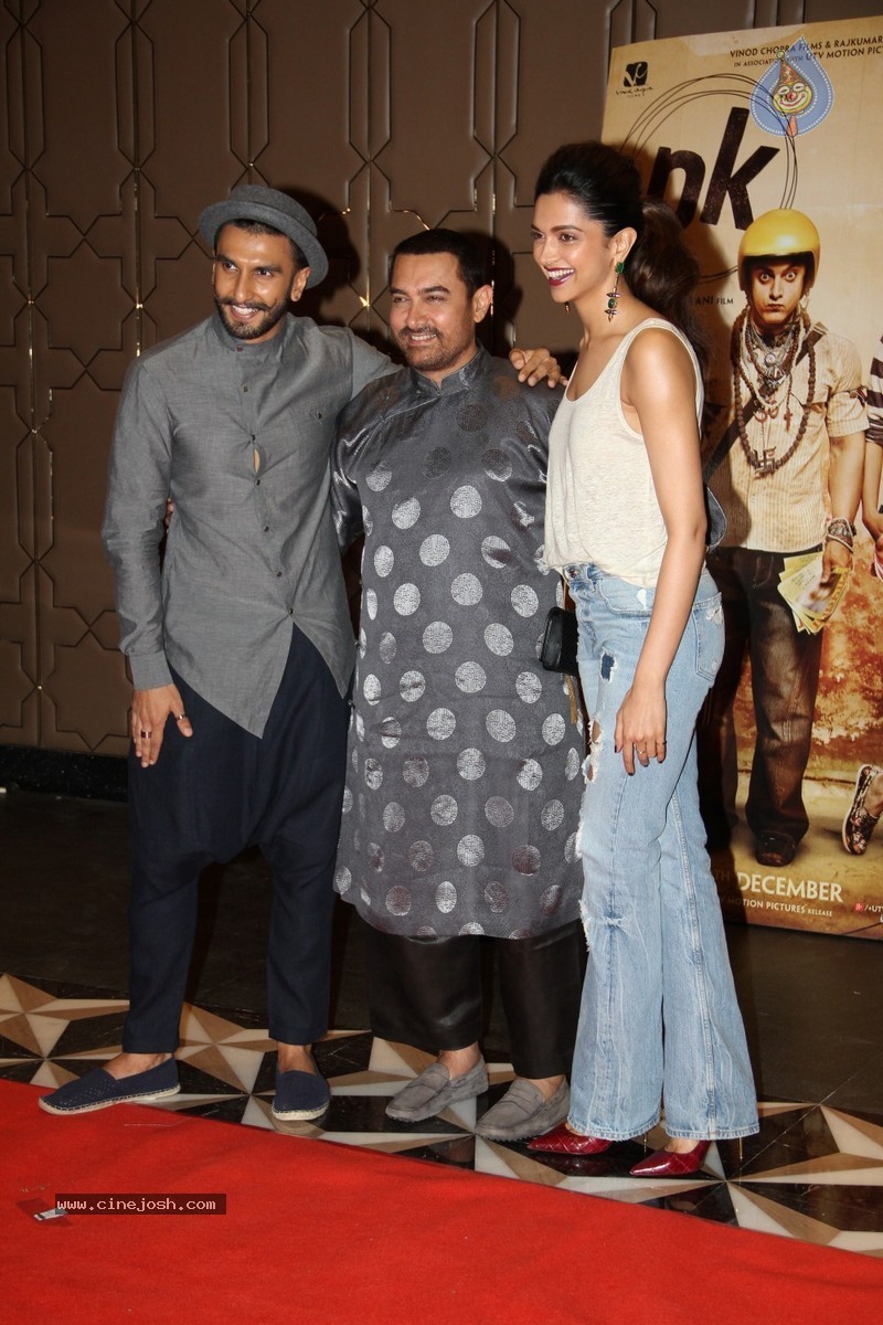 Bolly Celebs at PK Movie Grand Success Party - 19 / 96 photos