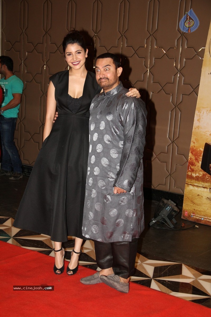 Bolly Celebs at PK Movie Grand Success Party - 31 / 96 photos