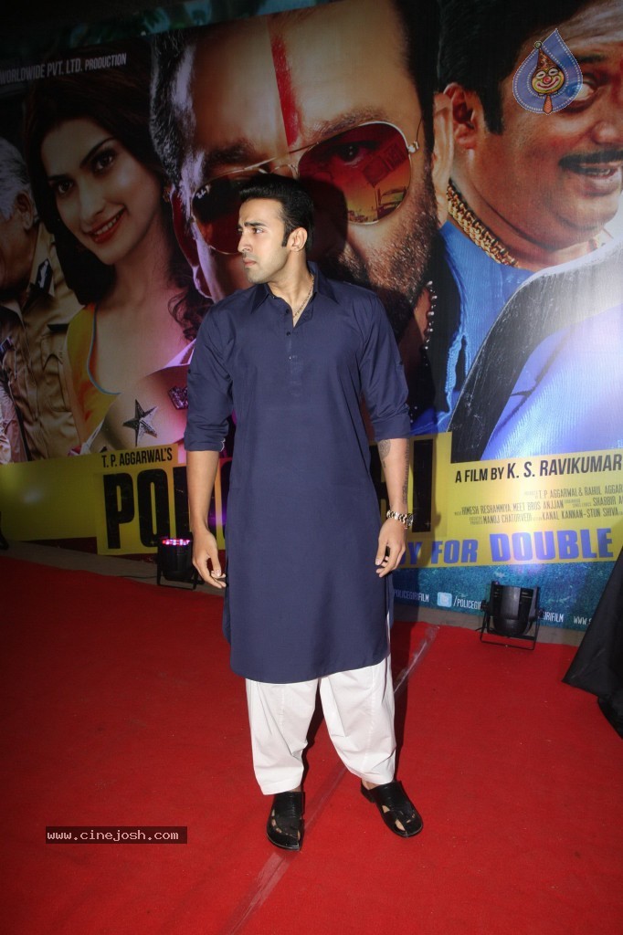Bolly Celebs at Policegiri Premiere Show - 100 / 106 photos