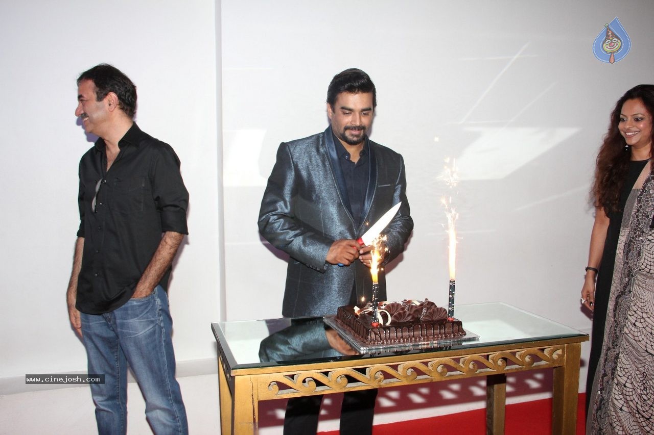 Bolly Celebs at R Madhavan Bday Bash - 1 / 121 photos