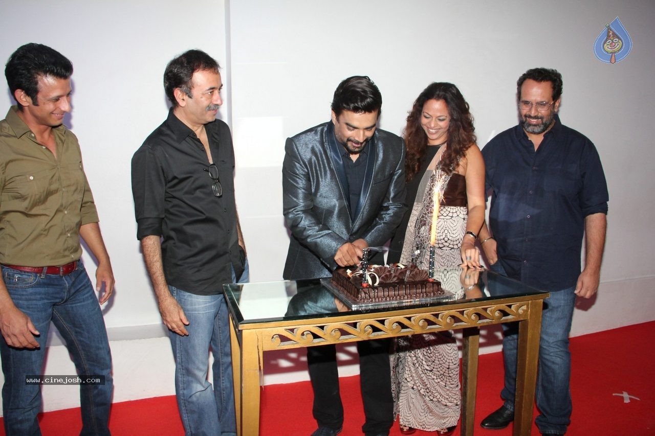 Bolly Celebs at R Madhavan Bday Bash - 29 / 121 photos