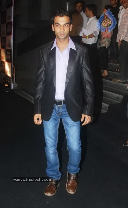 Bolly Celebs at Ragini MMS Movie Premiere - 40 / 56 photos