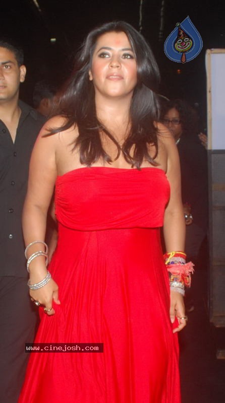 Bolly Celebs at Ragini MMS Movie Premiere - 54 / 56 photos