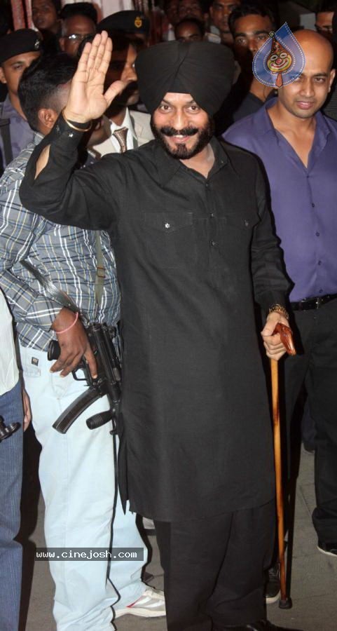 Bolly Celebs at Rohit Shetty Sister Wedding Reception - 4 / 59 photos