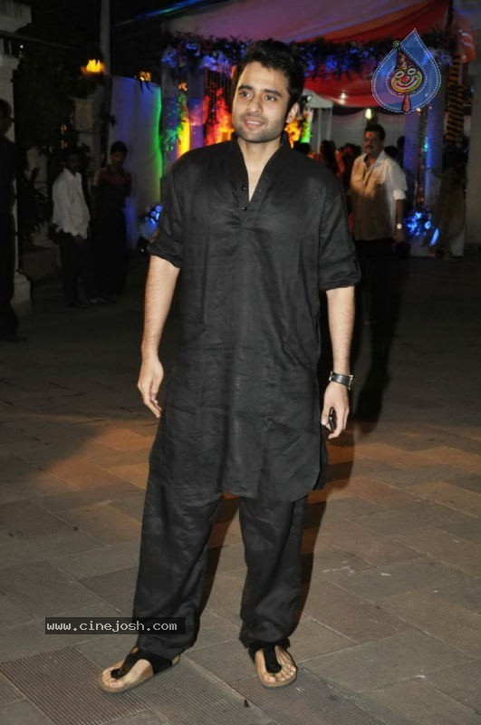 Bolly Celebs at Sanjay Dutt Mata ki Chowki Event - 102 / 129 photos