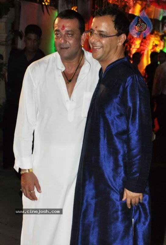 Bolly Celebs at Sanjay Dutt Mata ki Chowki Event - 104 / 129 photos